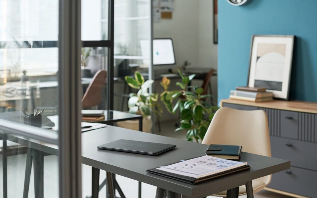 Wirtualne biuro czy coworking. Co lepiej sprawdzi się przy małej firmie?